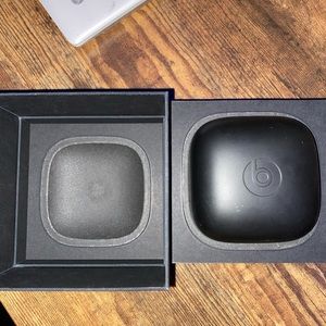 Power Beats Pro,  wireless, black, by Dr. Dre.